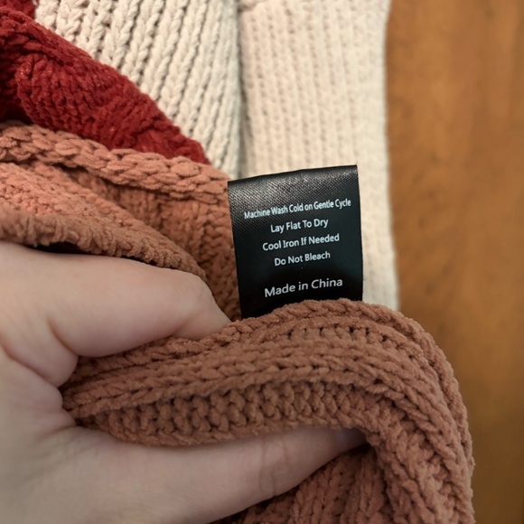 POL Brand Small Fall Sweater - Picture 5 of 8